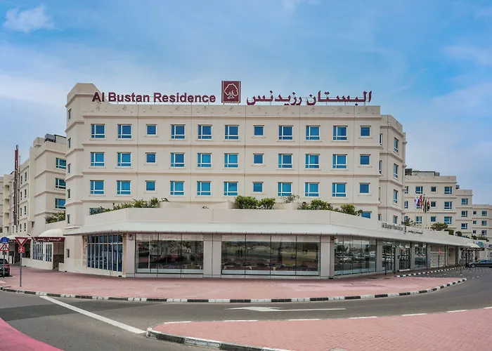 Al Bustan Centre & Residence Dubaj
