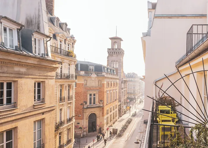 Hotel Le Petit Paryż