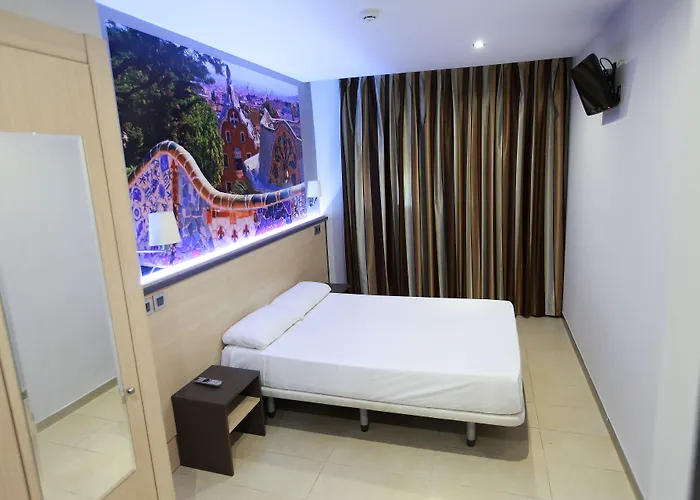 Hostal Las Flores Ramblas Barcelona