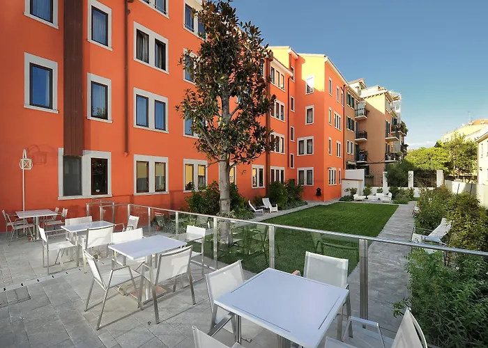 Carnival Palace - Venice Collection