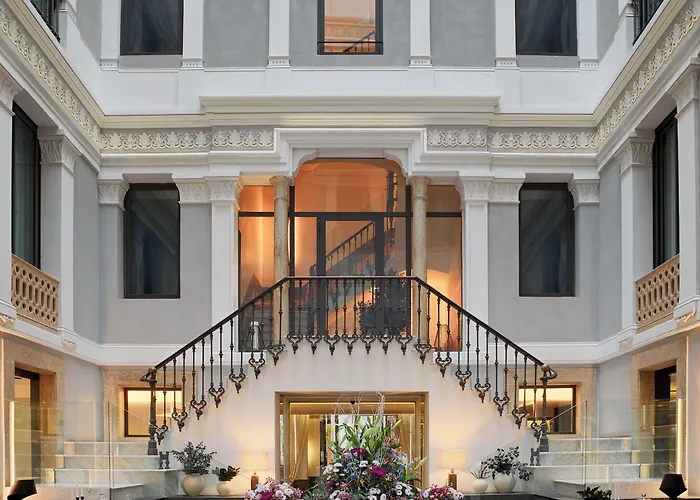 Hotel H10 Urquinaona Plaza (Adults Only) Barcelona