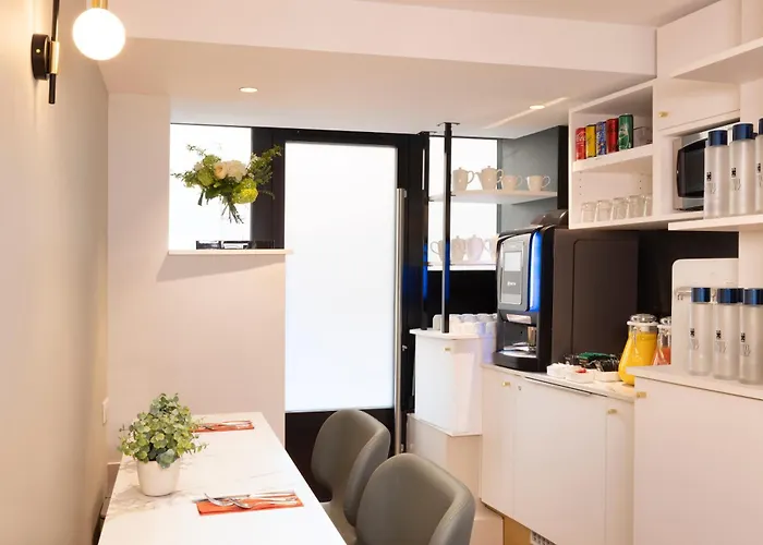 Hotel De Suez Paryż