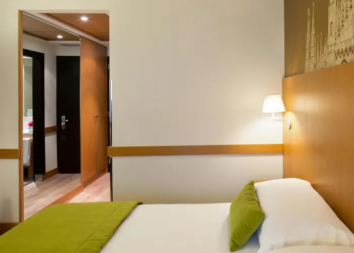Starhotels Tourist Mediolan