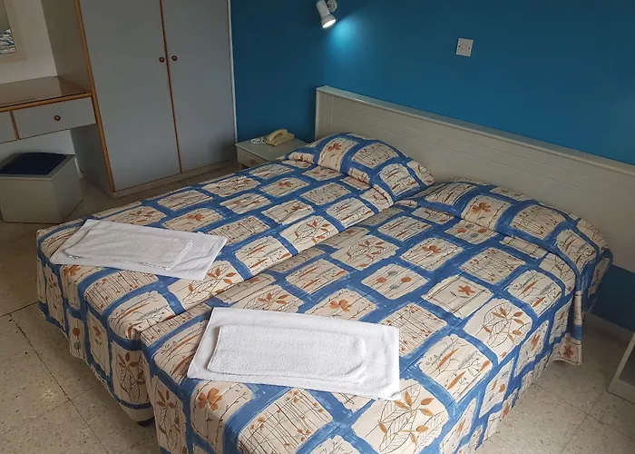 Cosmelenia Hotel Apartments Ajia Napa