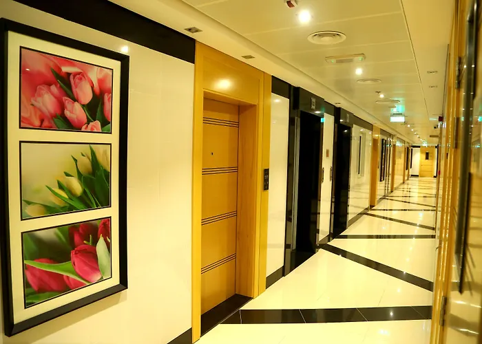 Tulip Al Barsha Hotel Apartment Dubaj