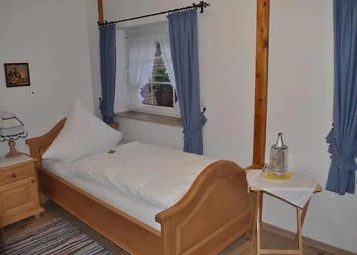 Hotel & Restaurant Bei Hoelzchen Hanower