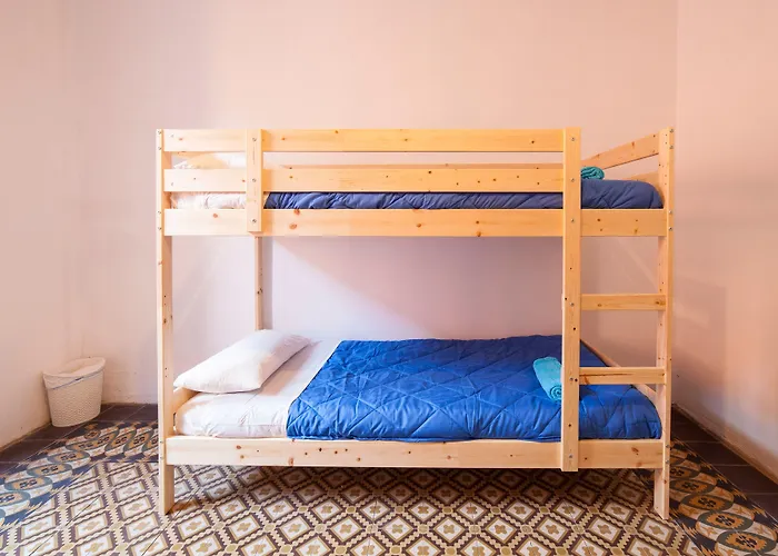 Bed and Breakfast Bed In Girona