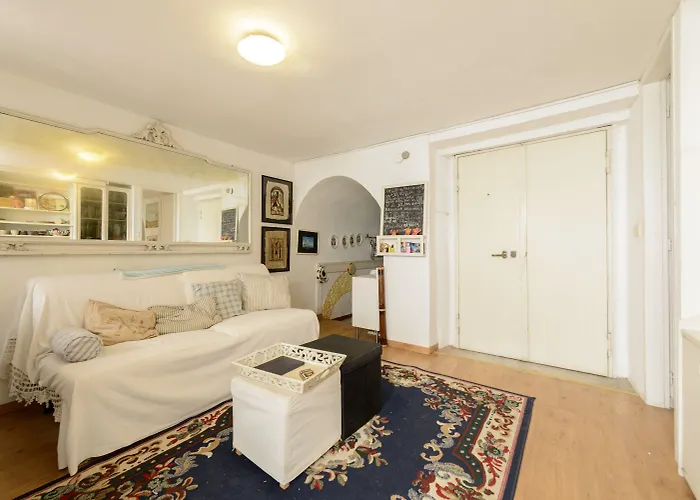 Bed and Breakfast Giardino Segreto - Via Foria 216 Ammezzato Neapol