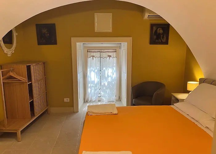 Bed and Breakfast Le Petit Palais - Neapol