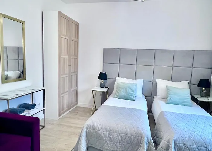 Apartamenty I Pokoje Z Prywatna Lazienka Willa Bielany Warszawa