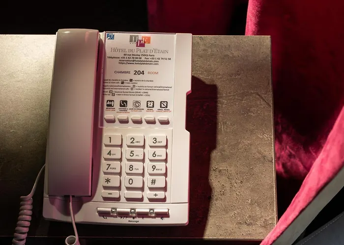 Hotel Du Plat D'Etain Paryż