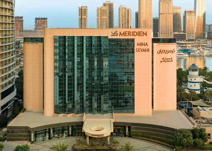 Le Meridien Mina Seyahi Beach Resort & Waterpark Dubaj