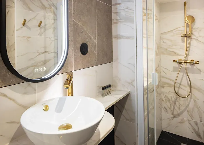 Hotel Mondial Paryż