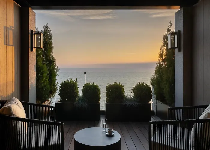 Coral Hotel Ateny