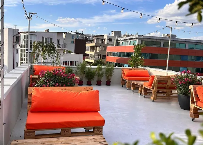 Graffiti Hotel Rooftop - Central Location Bukareszt