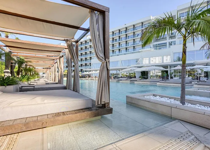 Chrysomare Beach Hotel & Resort Ajia Napa