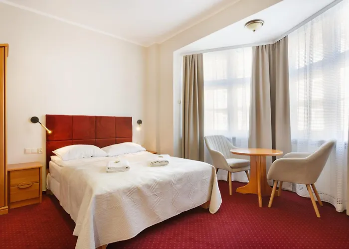 Hotel FAMILIJNY Ośrodek Wypoczynkowo - Rehabilitacyjny Krynica Zdrój