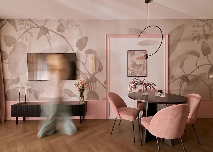 Doki Living - Foodhall & Parking By Downtown Apartments Gdańsk