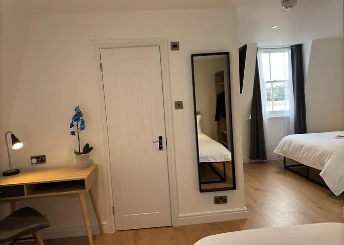 Berjaya Eden Park London Hotel