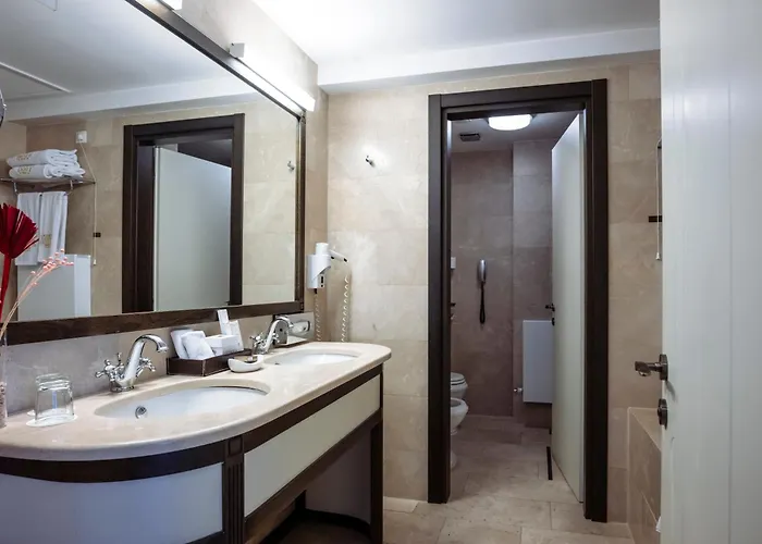 Epoque Hotel - Relais & Chateaux Bukareszt