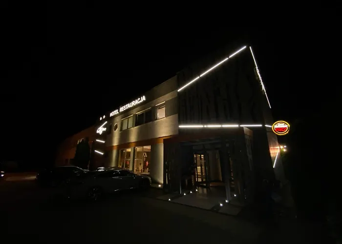 Hotel Cztery Korony Śrem
