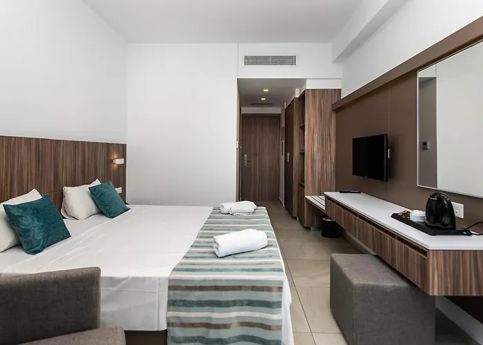 Eleana Hotel Ajia Napa