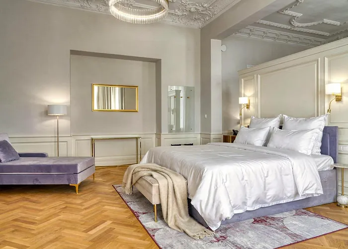Aparthotel T12 Łódź