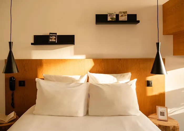 9Hotel Bastille-Lyon Paryż