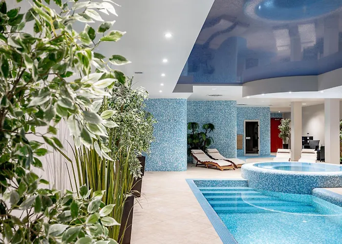 Vilnius Park Plaza Hotel & Spa, Restaurant, Panorama Bar, Conference & Banquet Center