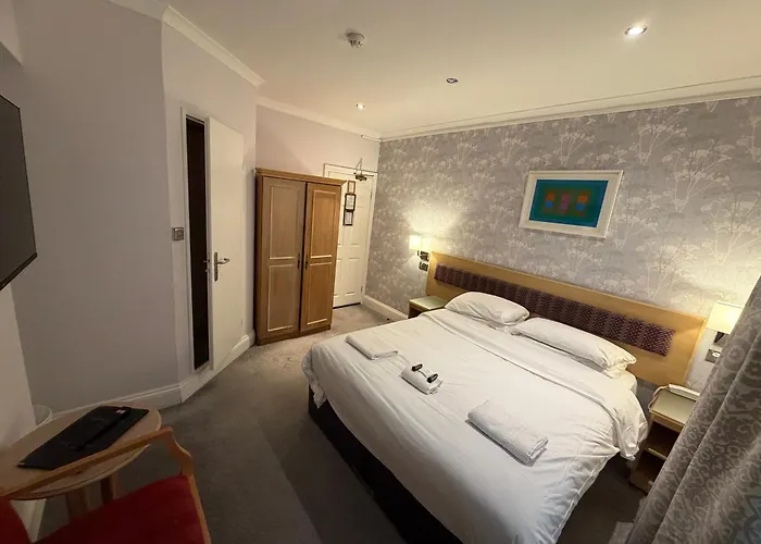 Kingswaypark Hotel At Park Avenue Londyn