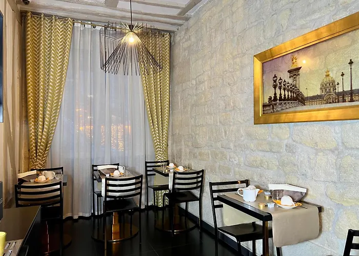 Pratic Hotel Paryż