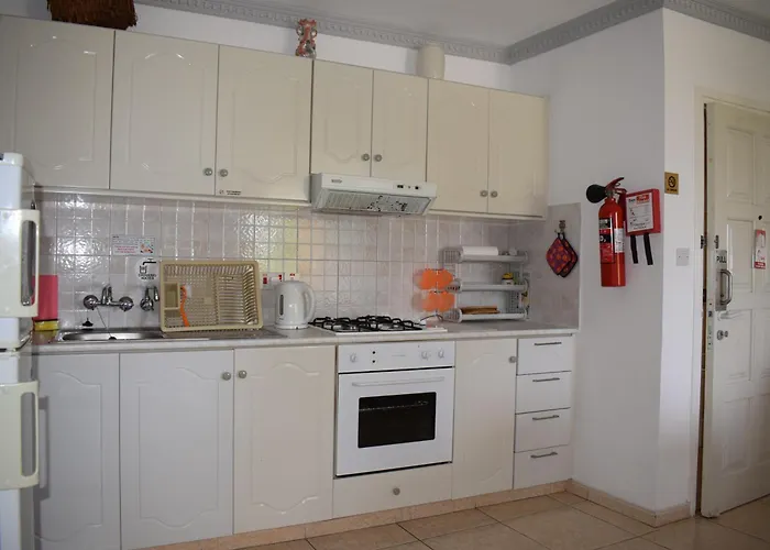 Apollonia Hotel Apartments Pafos