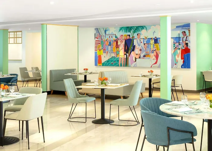 Queen Elizabeth 2 Hotel Dubaj