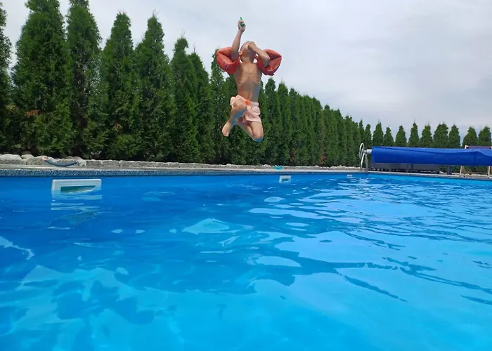 Aparthotel Rabiań-SKI ZEWNETRZNY BASEN ORAZ JACUZZI Z PODGRZEWANĄ WODĄ SALA ZABAW I DMUCHANIEC Białka Tatrzańska