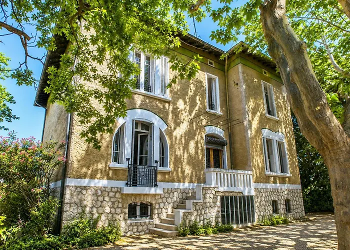 Chambre Dans Villa Privee, Charme Et Confort Proche Velodrome & Plages - Parking Prive Marsylia