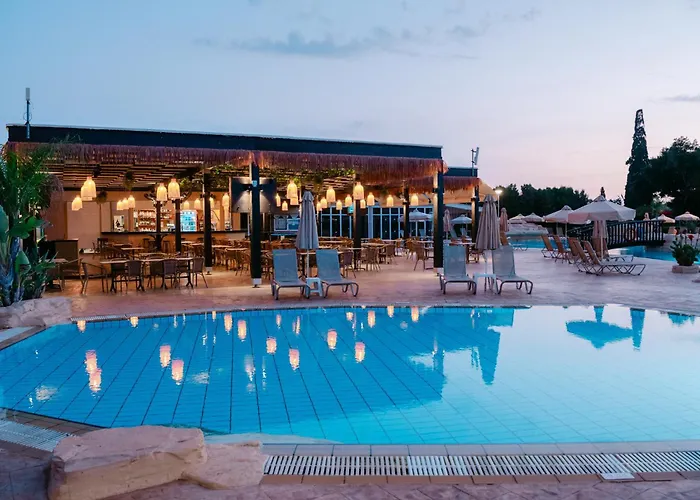 Makronisos Village Ajia Napa
