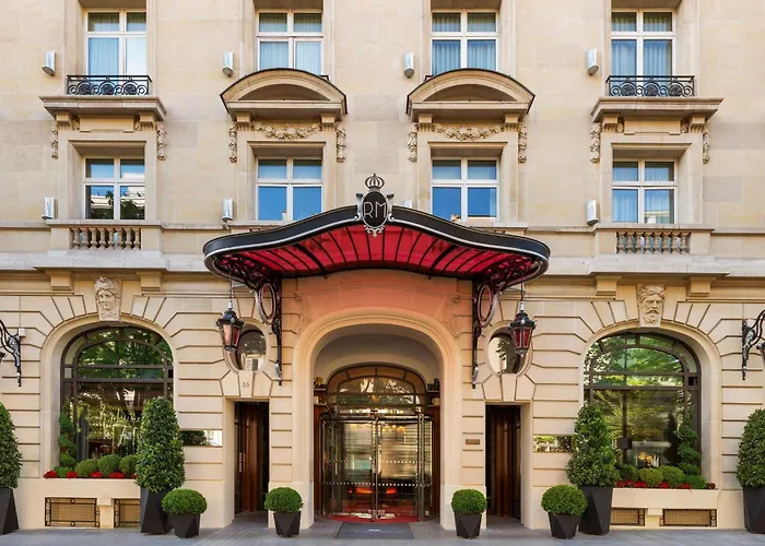 Hotel Le Royal Monceau Raffles Paryż