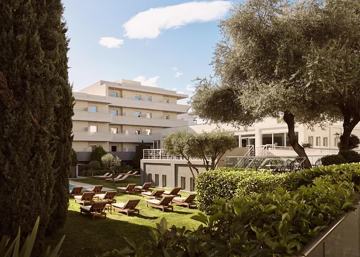 Civitel Attik Rooms & Suites Ateny