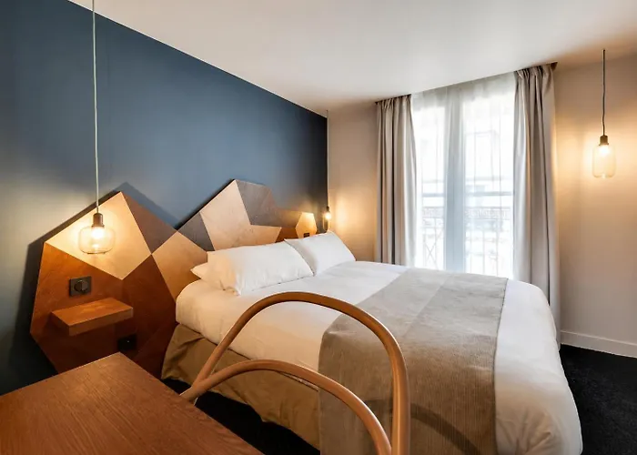 Wit Hotel Paryż