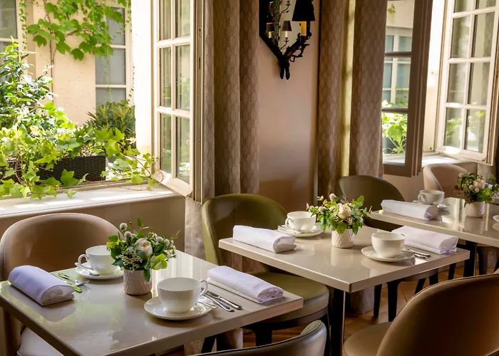 Hotel D'Aubusson Paryż