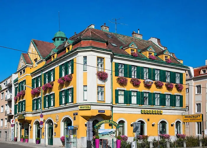 Hotel Bergwirt Schoenbrunn Wiedeń
