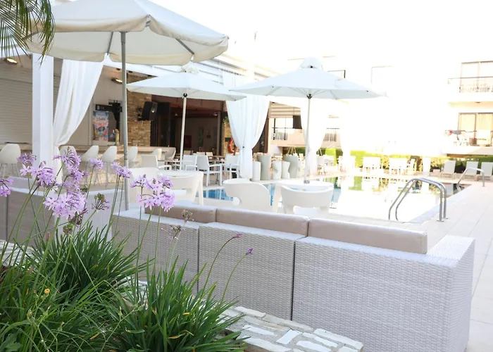 Senator Hotel Apartments - Adults Only Ajia Napa