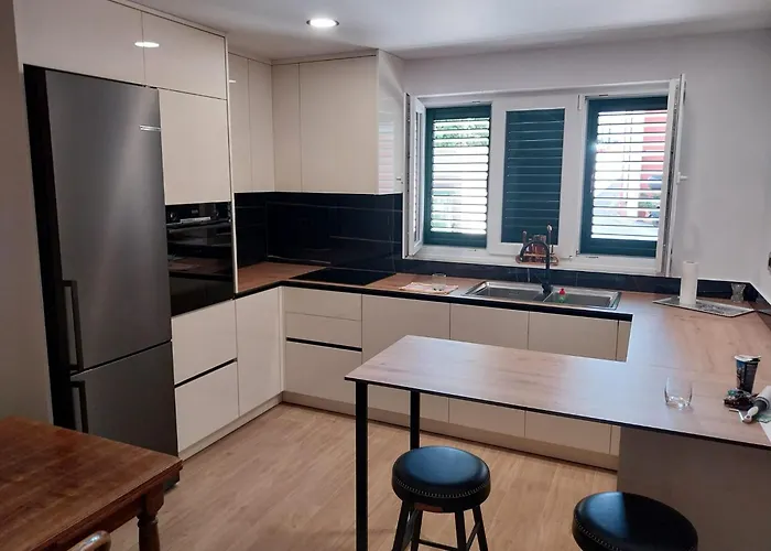 Guest House Damir Makarska