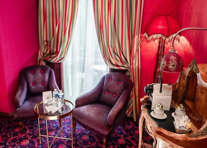 La Villa Royale Paryż