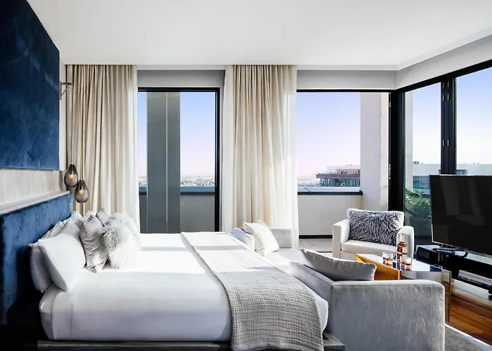 Hotel Dream Hollywood, By Hyatt Los Angeles