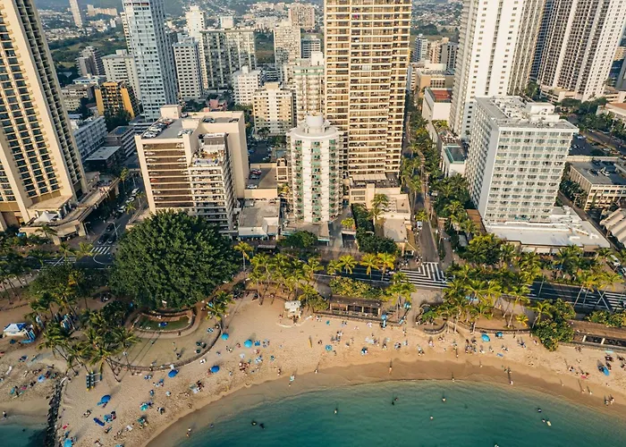 Waikiki Circle Hotel By Castle Honolulu