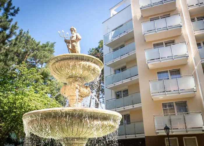Hotel Ośrodek Rehabilitacyjno - Wypoczynkowy Syrena Mielno