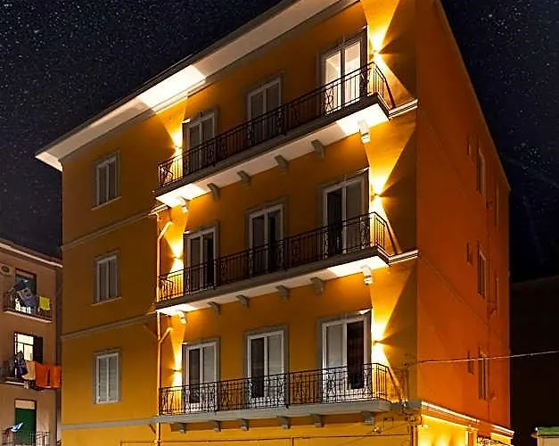 Acate81 Lifestyle Apartment Neapol