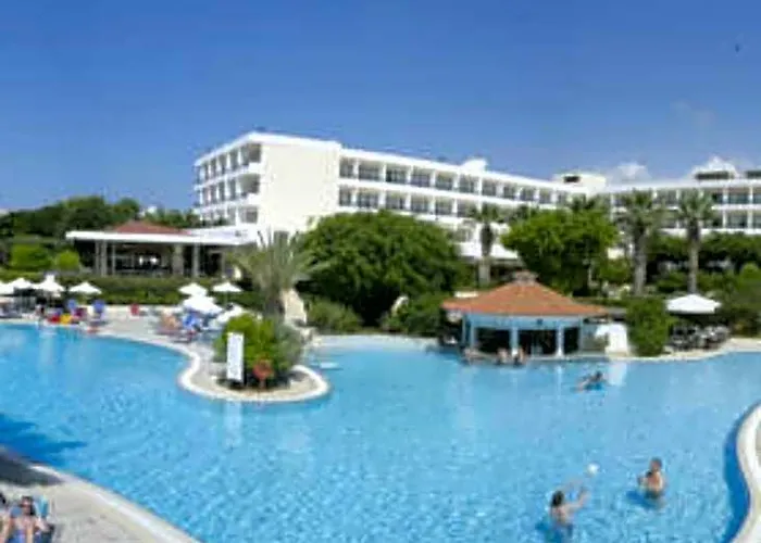 Avanti Hotel Pafos