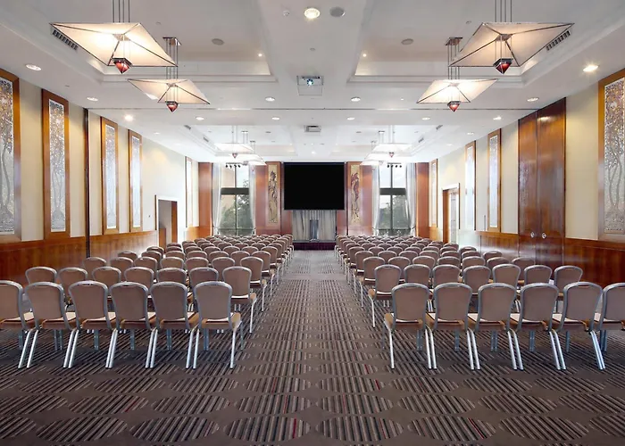 Canary Riverside Plaza Hotel Londyn